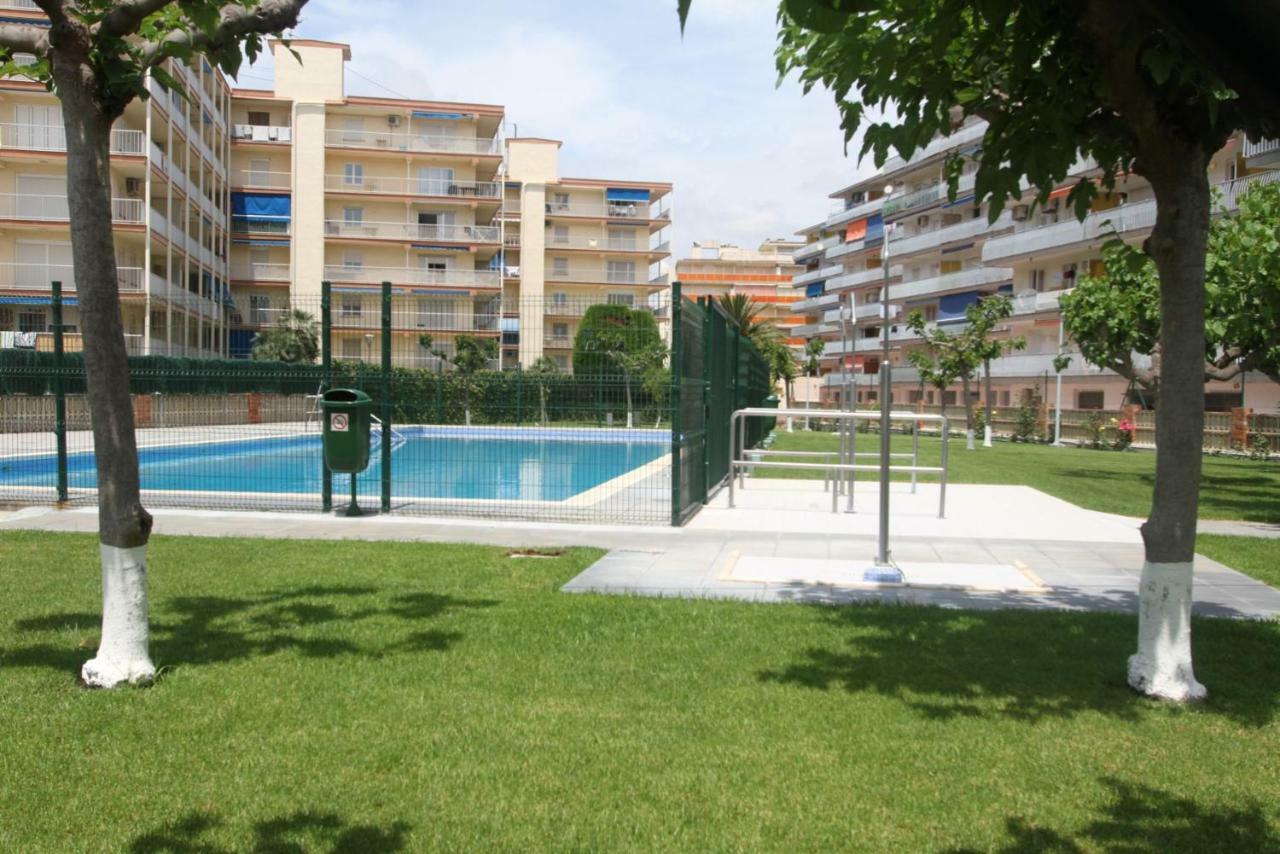 Carrer De Victoria Dels Angels, 11 La Pineda Exterior photo